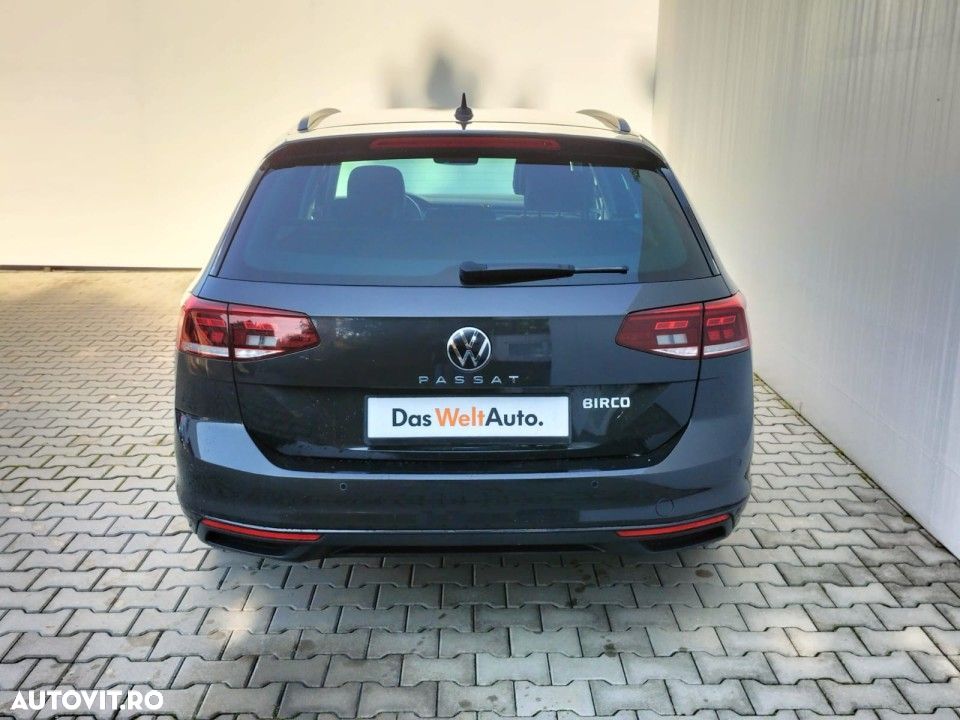 Volkswagen Passat - 6
