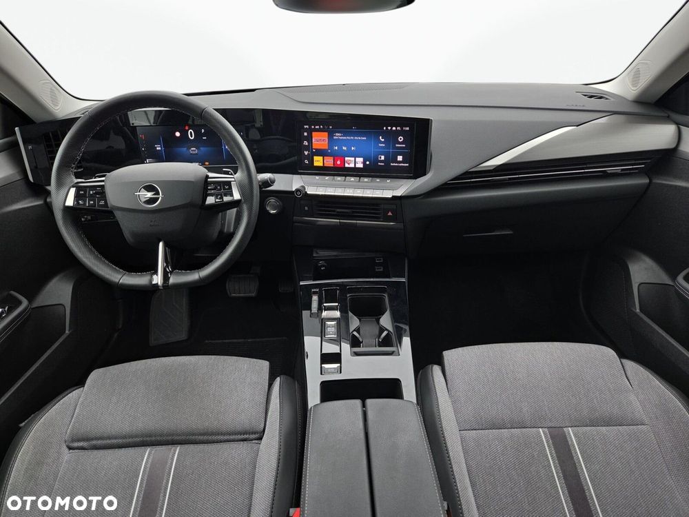 Opel Astra 1.2 T GS S&S - 11