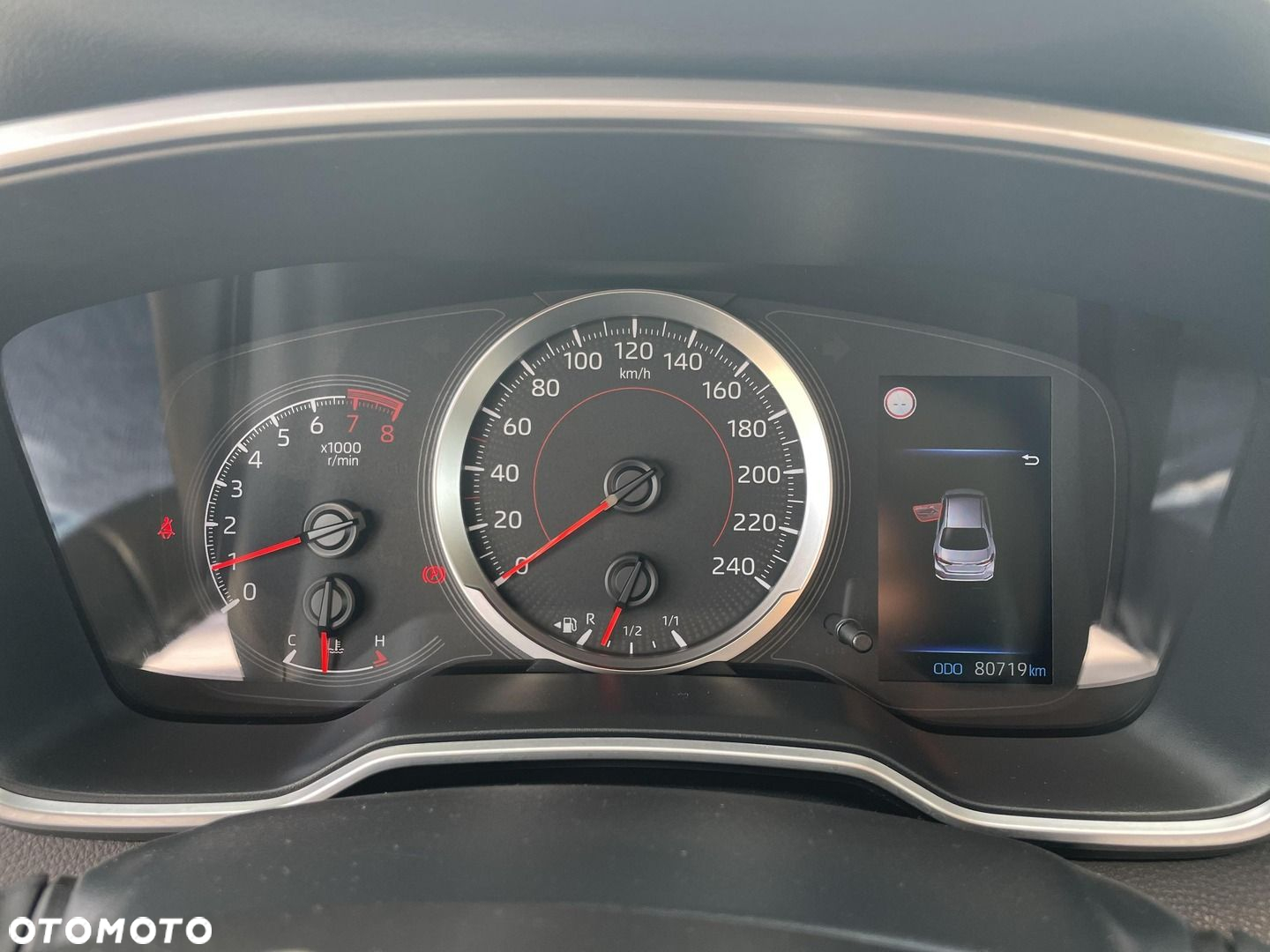 Toyota Corolla - 10