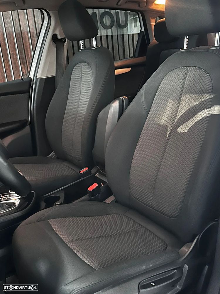 BMW 225xe Active Tourer Line Sport - 11