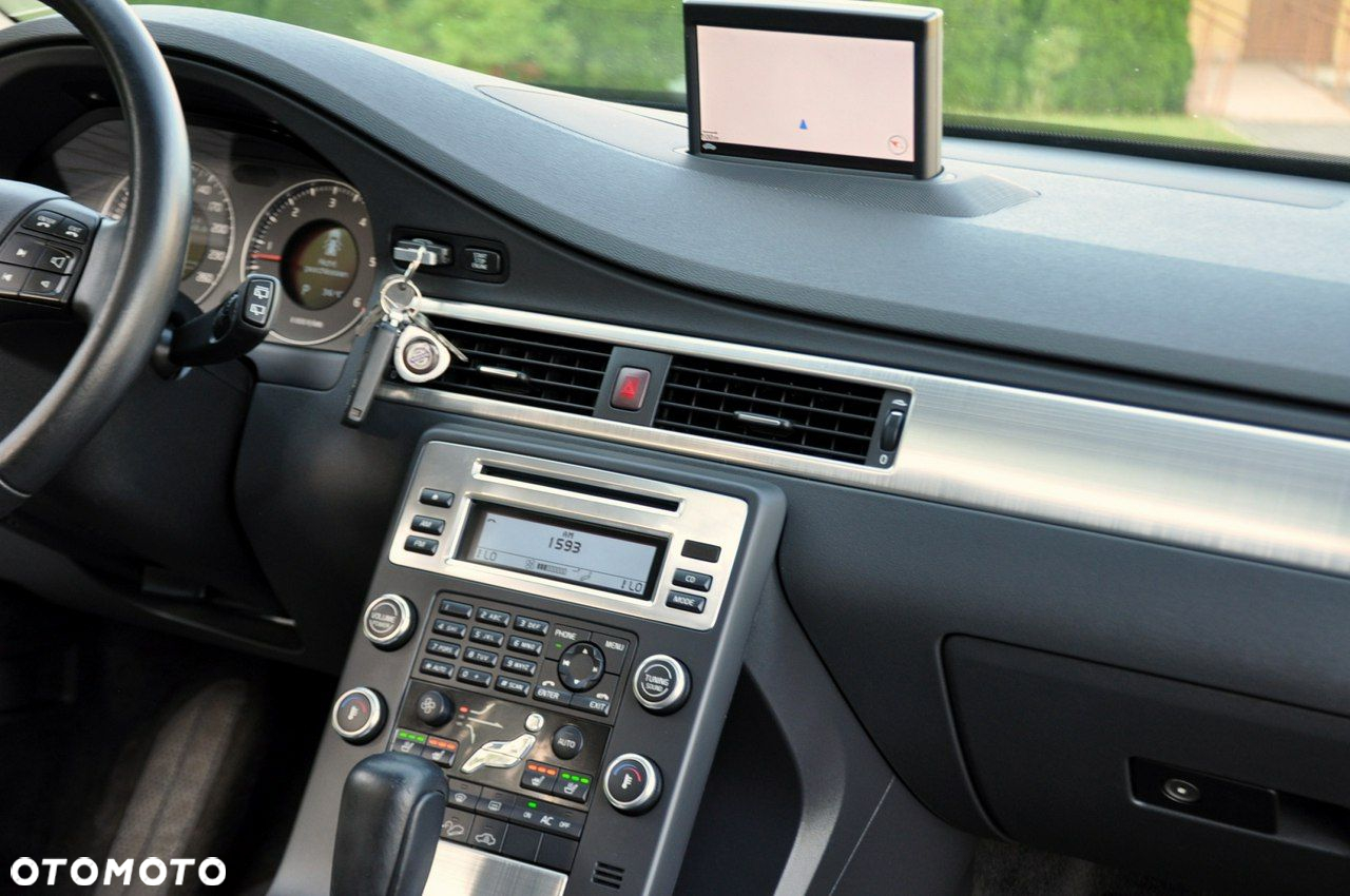Volvo XC 70 - 28