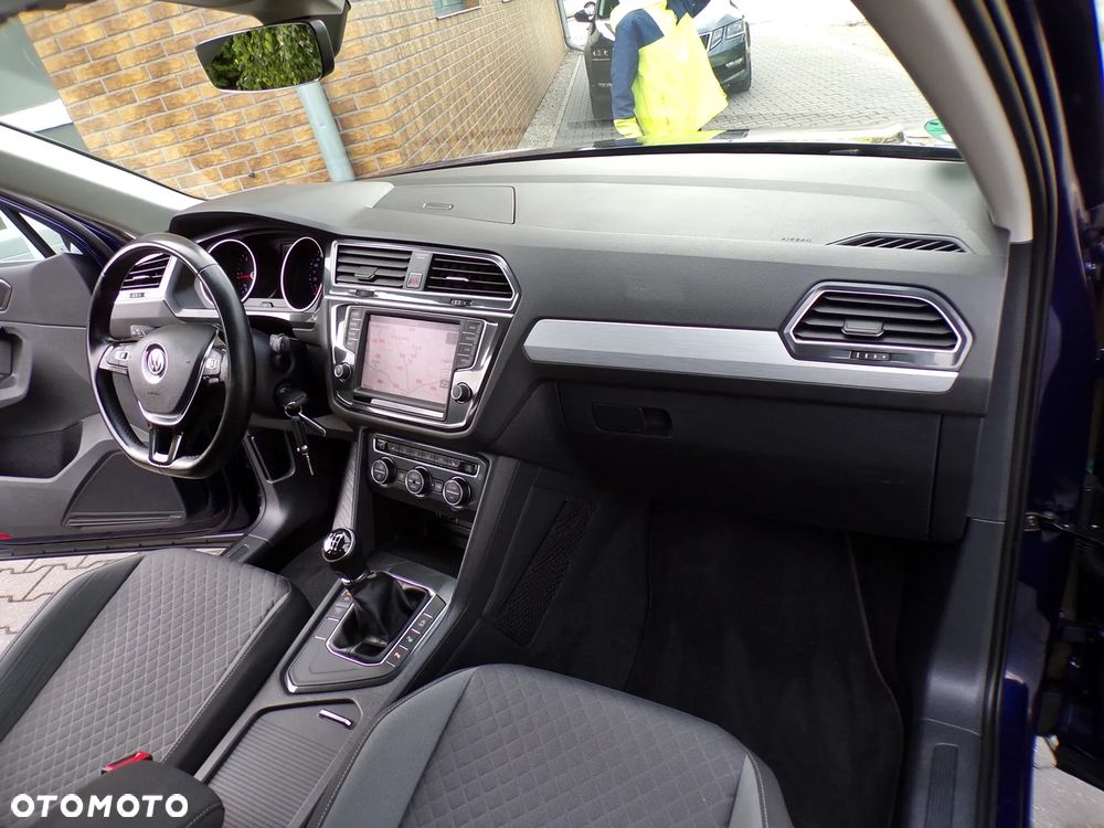 Volkswagen Tiguan 2.0 TDI SCR (BlueMotion Technology) Comfortline - 16