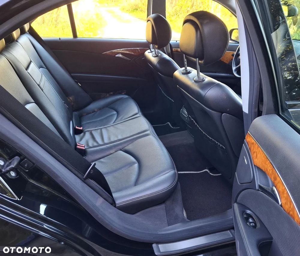 Mercedes-Benz Klasa E 200 Kompressor Automatik Avantgarde - 27
