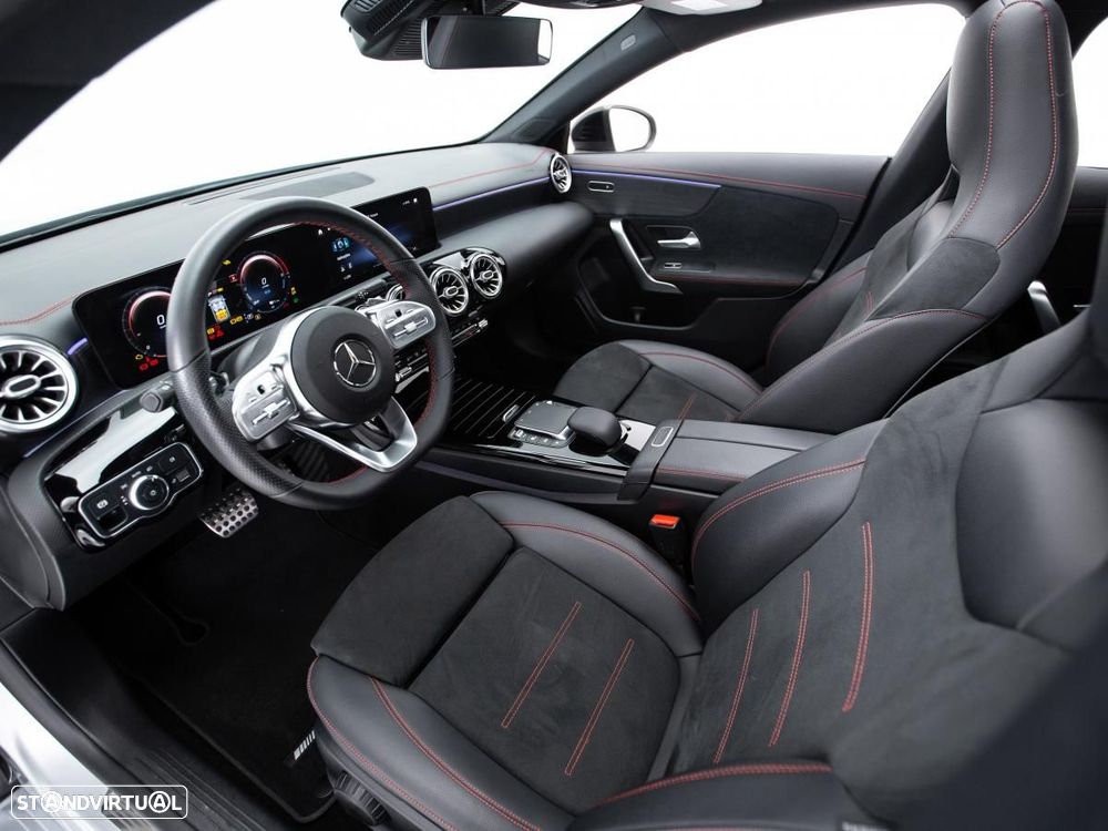 Mercedes-Benz CLA 250 e Shooting Brake AMG Line — fotografia 8