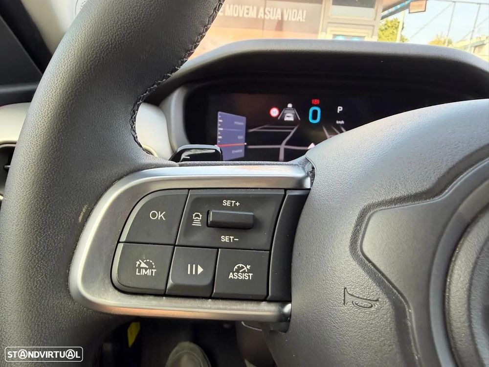 Jeep Avenger 1.2 e-Hybrid Altitude DCT - 30