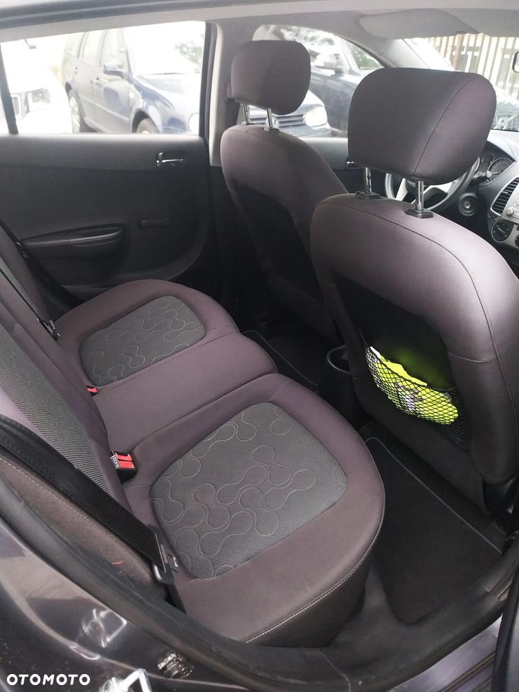 Hyundai i20 1.2 Classic - 10