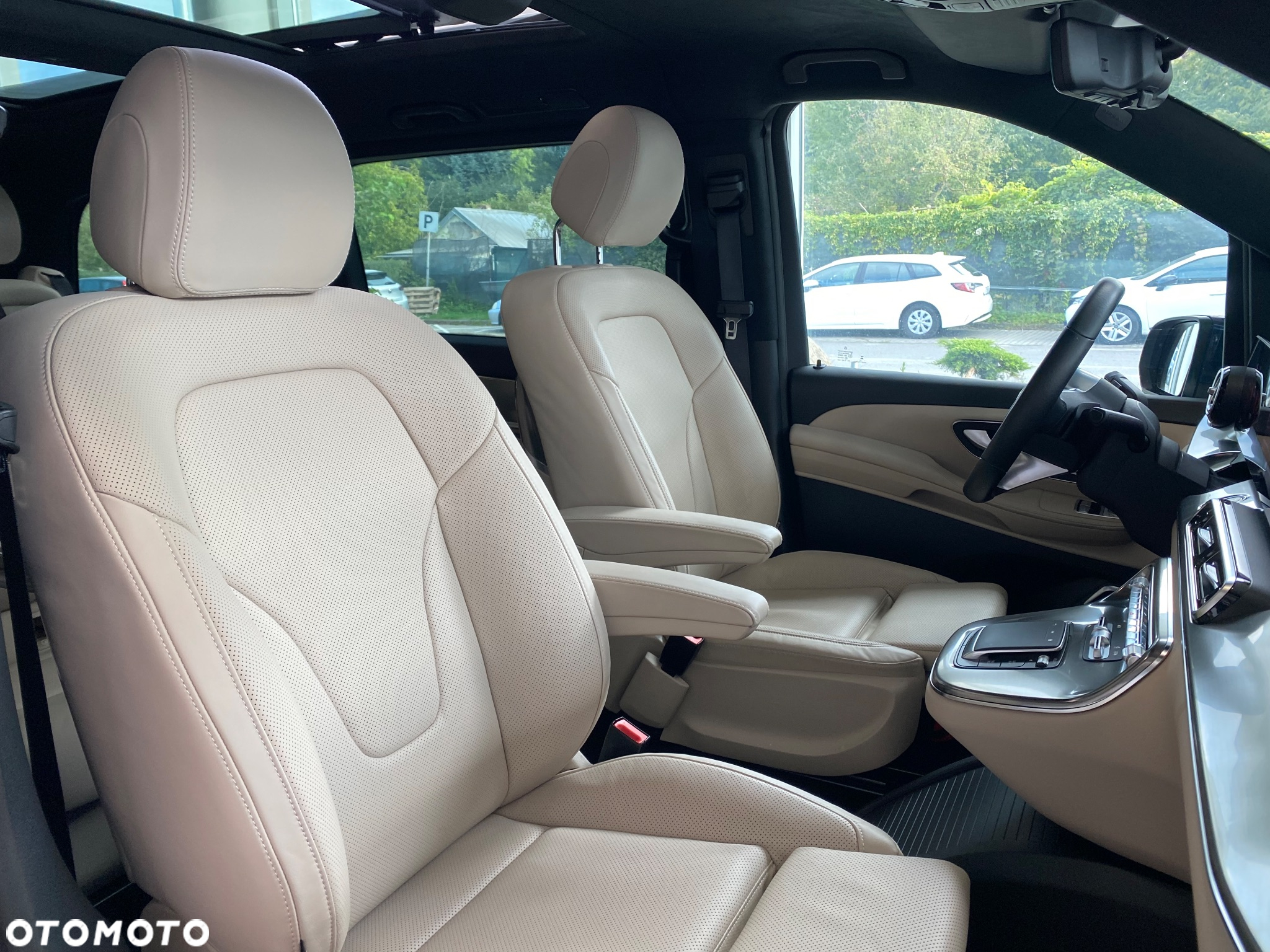 Mercedes-Benz Klasa V 300 d 4-Matic 9G-Tronic Exclusive (d³ugi) - 29