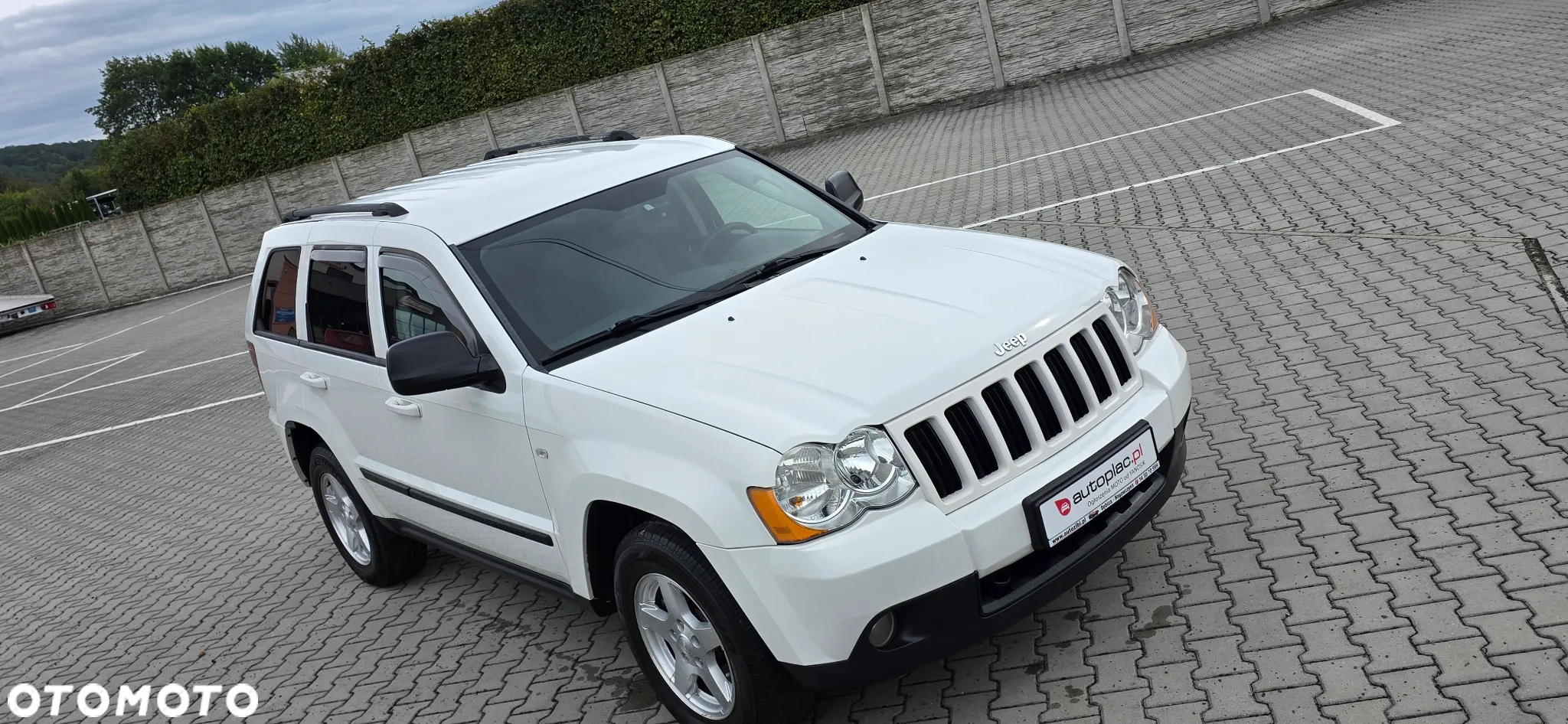Jeep Grand Cherokee 3.0 CRD Automatik Laredo - 8