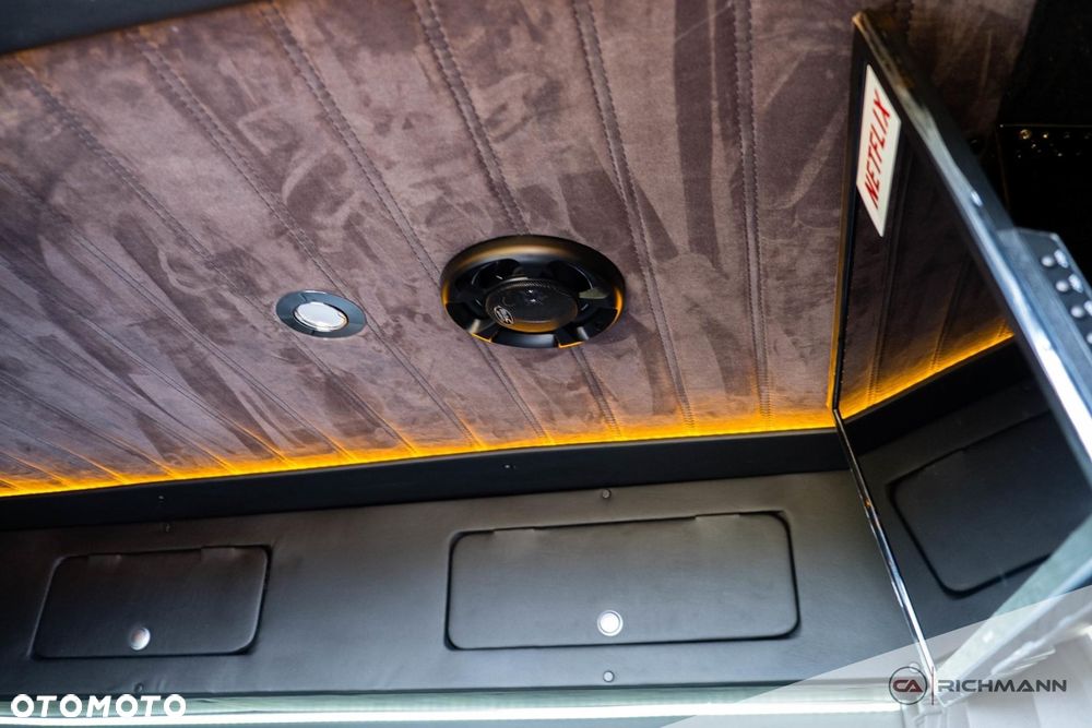 Mercedes-Benz Sprinter - 18