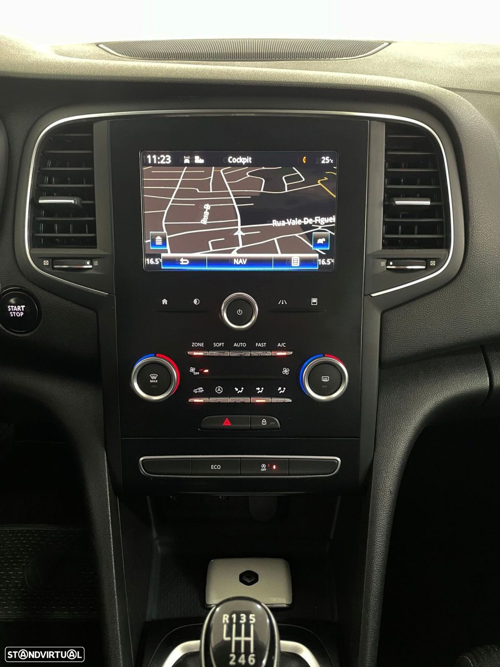 Renault Mégane Sport Tourer 1.5 dCi Dynamique S SS - 28