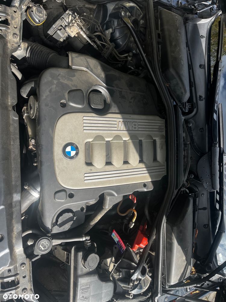 BMW Seria 5 525d - 7