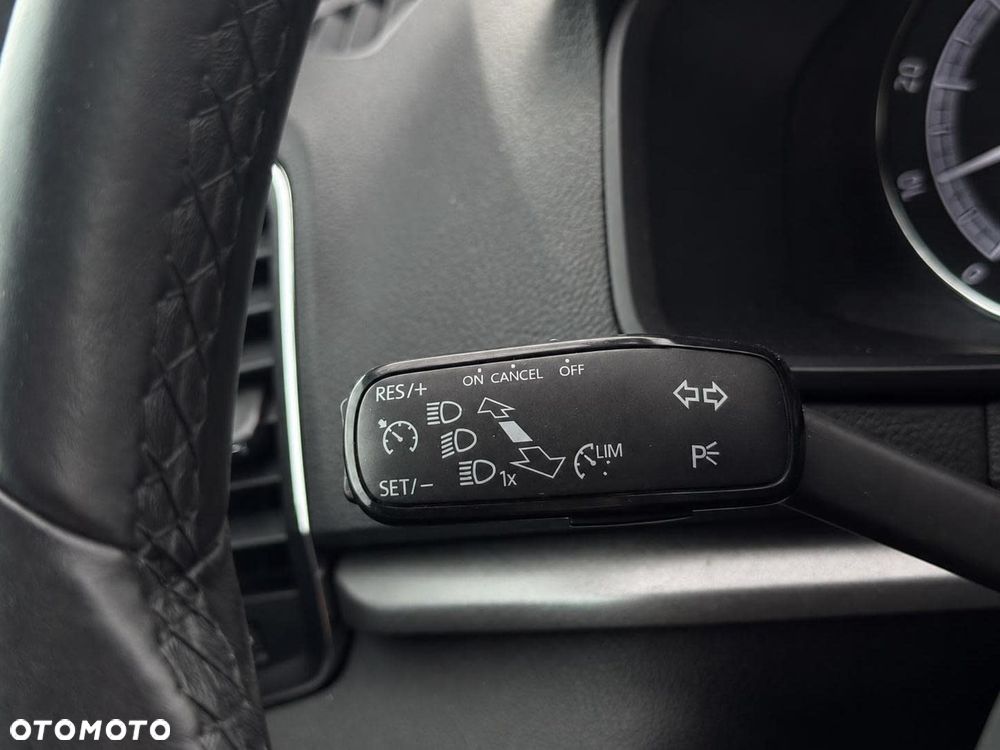 Skoda Karoq 1.5 TSI ACT DSG Ambition - 28