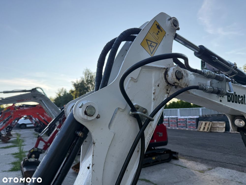 Bobcat Minikoparka E27z - 10