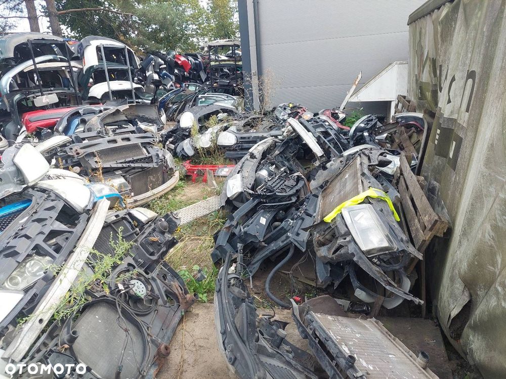 KOMPLETNY PRZÓD MASKA ZDERZAK BŁOTNIKI LAMPY VOLKSWAGEN PASSAT B5 LB2Z - 20