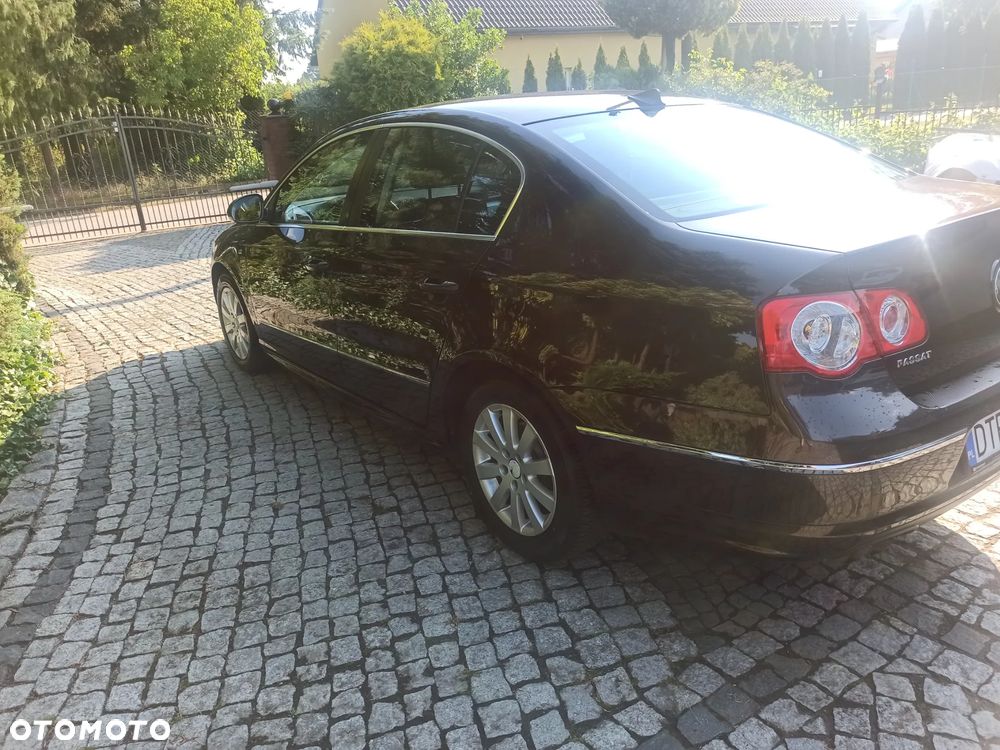 Volkswagen Passat 2.0 TDI Comfortline - 1
