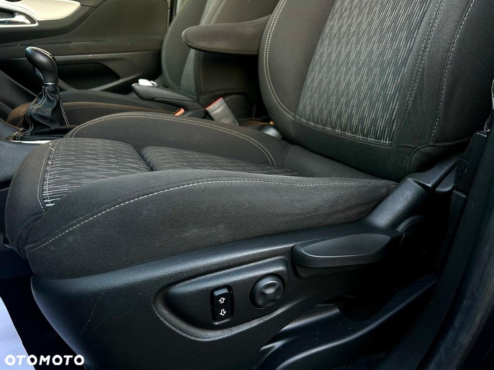 Opel Mokka 1.7 CDTI Enjoy S&S 4x4 - 33