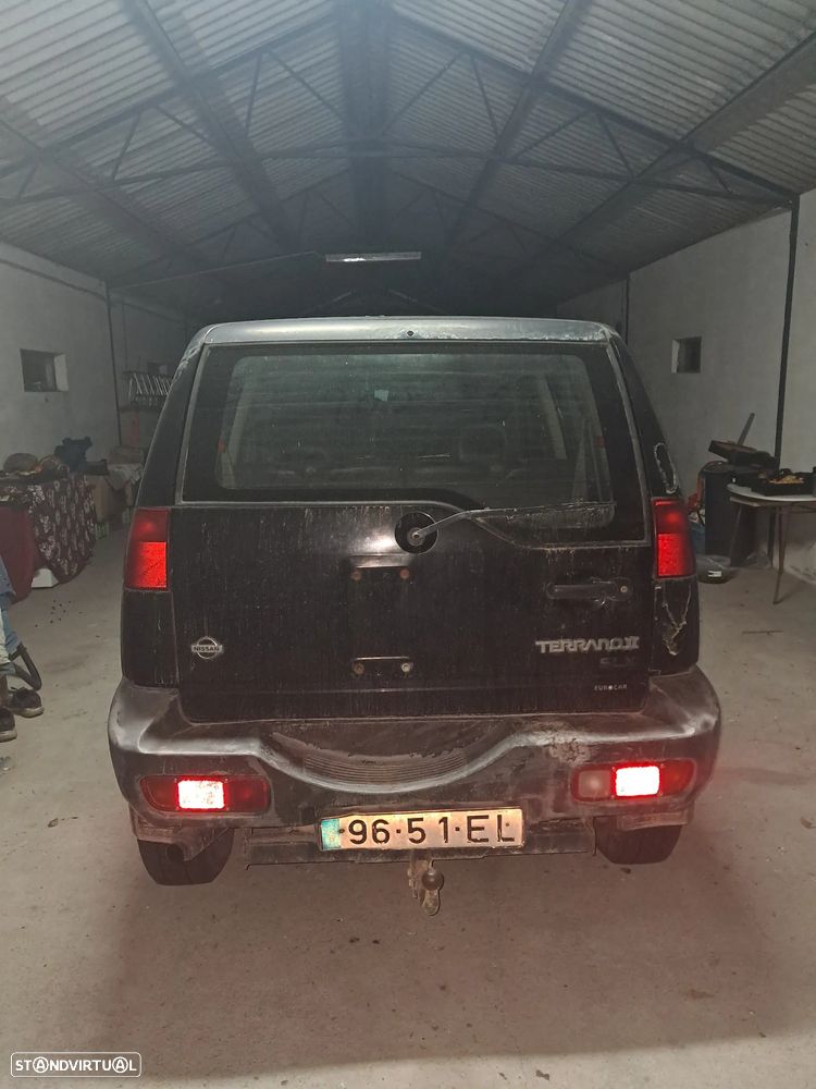 Nissan Terrano - 2