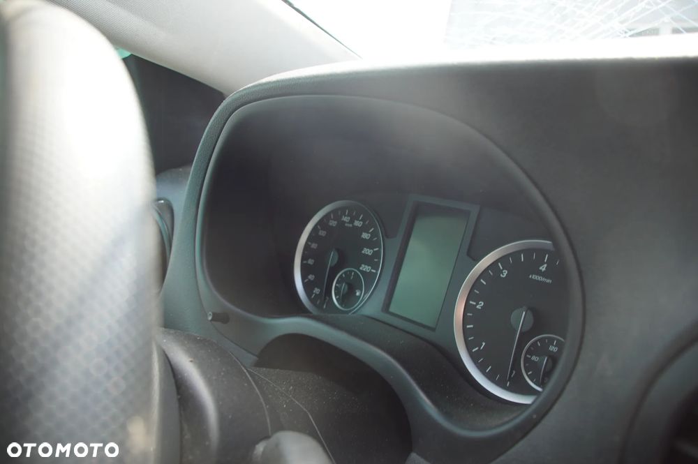 Auto na części - Mercedes Vito W447 116 CDI Lift 2.0 CDI 136 KM BlueTEC OM654 654920 725005 9147 2019R Silnik Skrzynia Drzwi Klapa Zderzak Lusterko Deska Kokpit Sterownik Moduł Czujnik Licznik Kierownica Wyświetlacz - 11