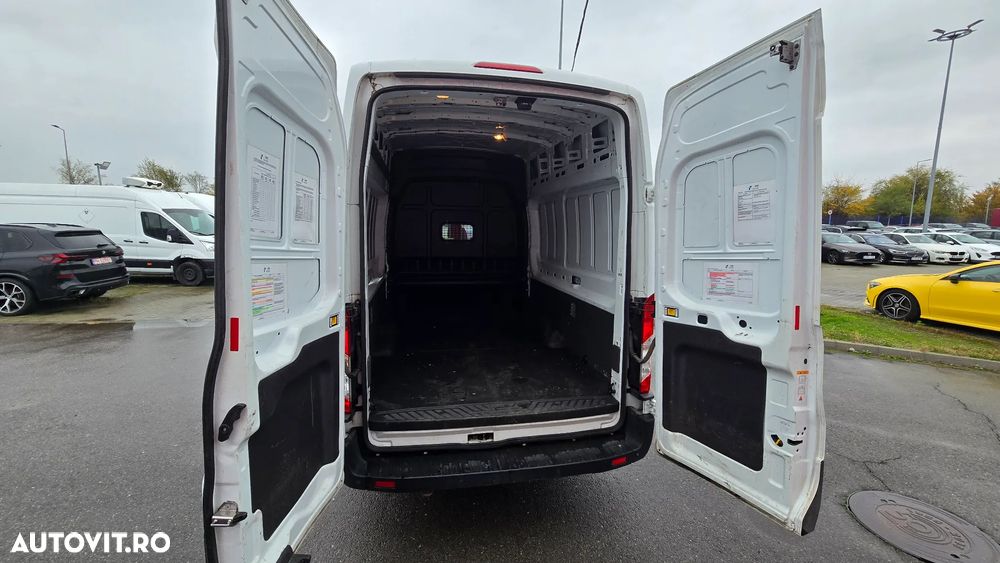 Ford Transit - 9