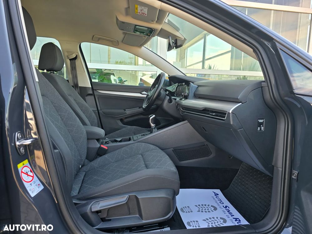 Volkswagen Golf - 11