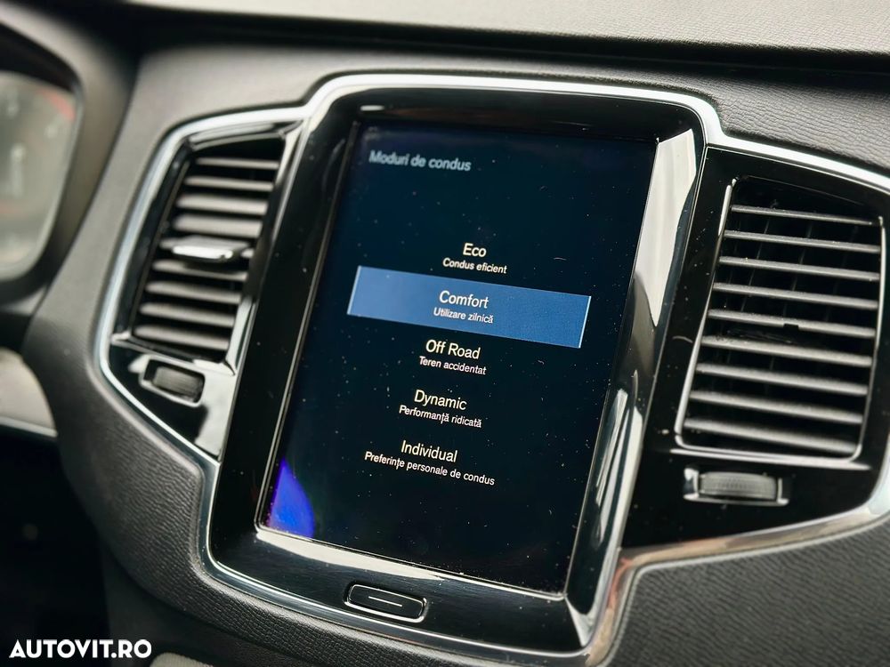 Volvo XC 90 D5 AWD Inscription - 9