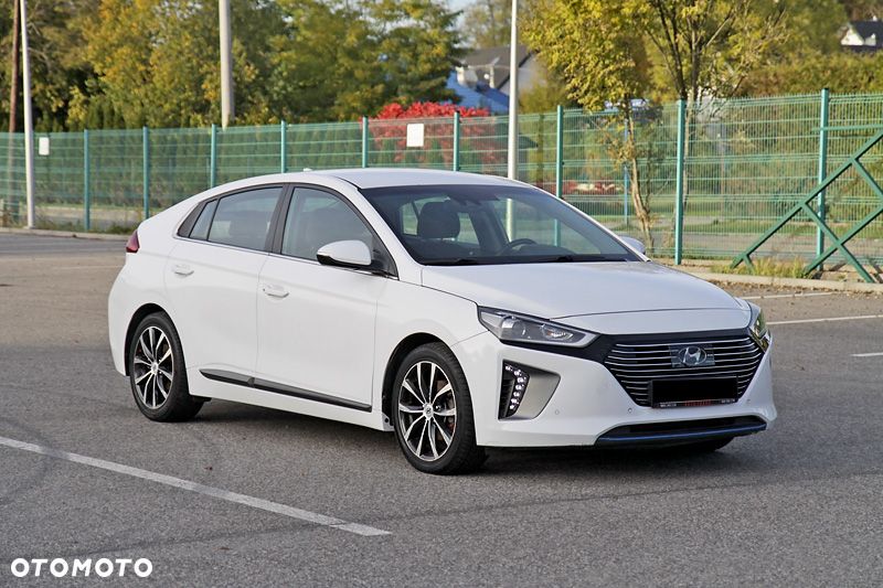 Hyundai IONIQ 1.6 GDI Premium - 3