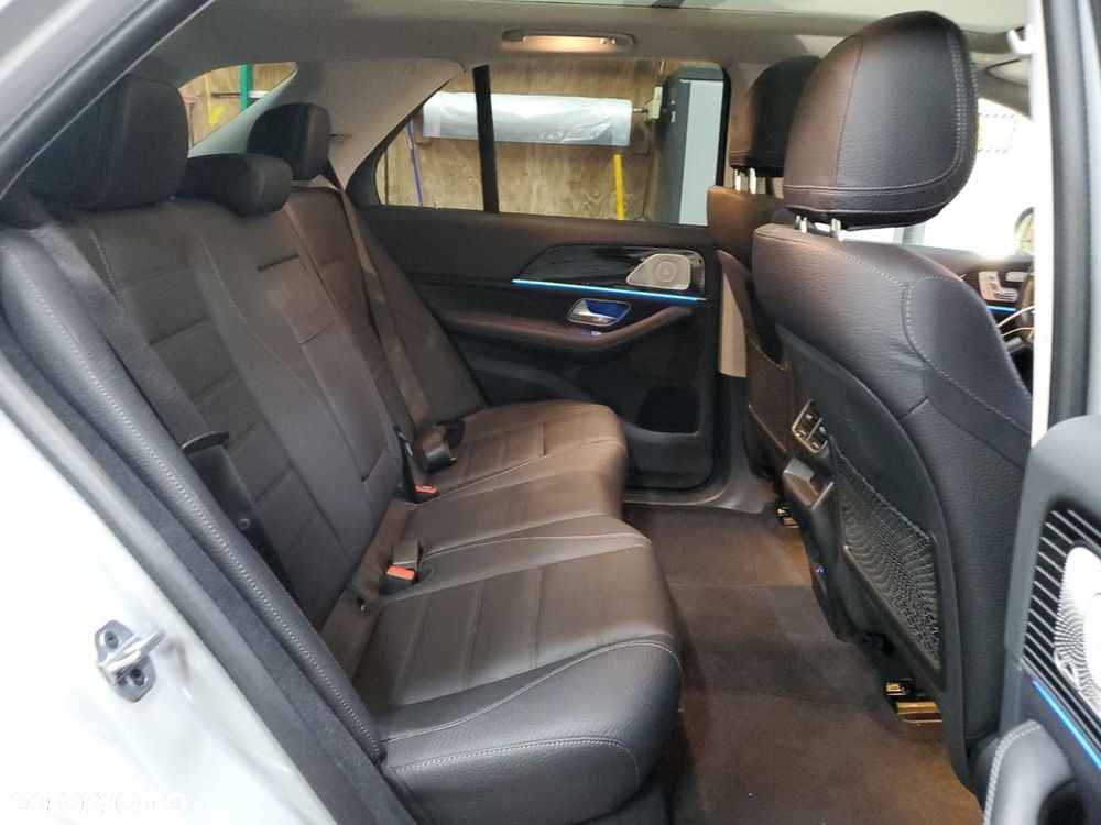 Mercedes-Benz GLE - 10