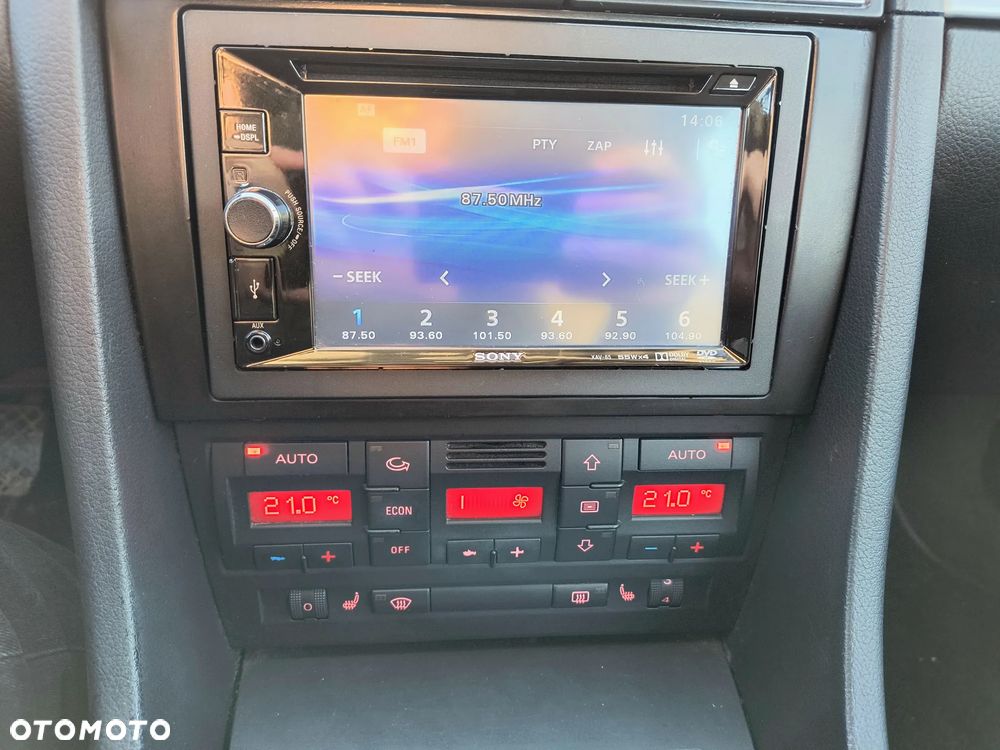 Audi A4 Limousine - 7