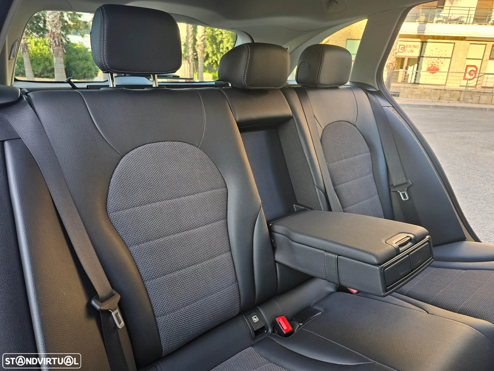 Mercedes-Benz C 200 - 17