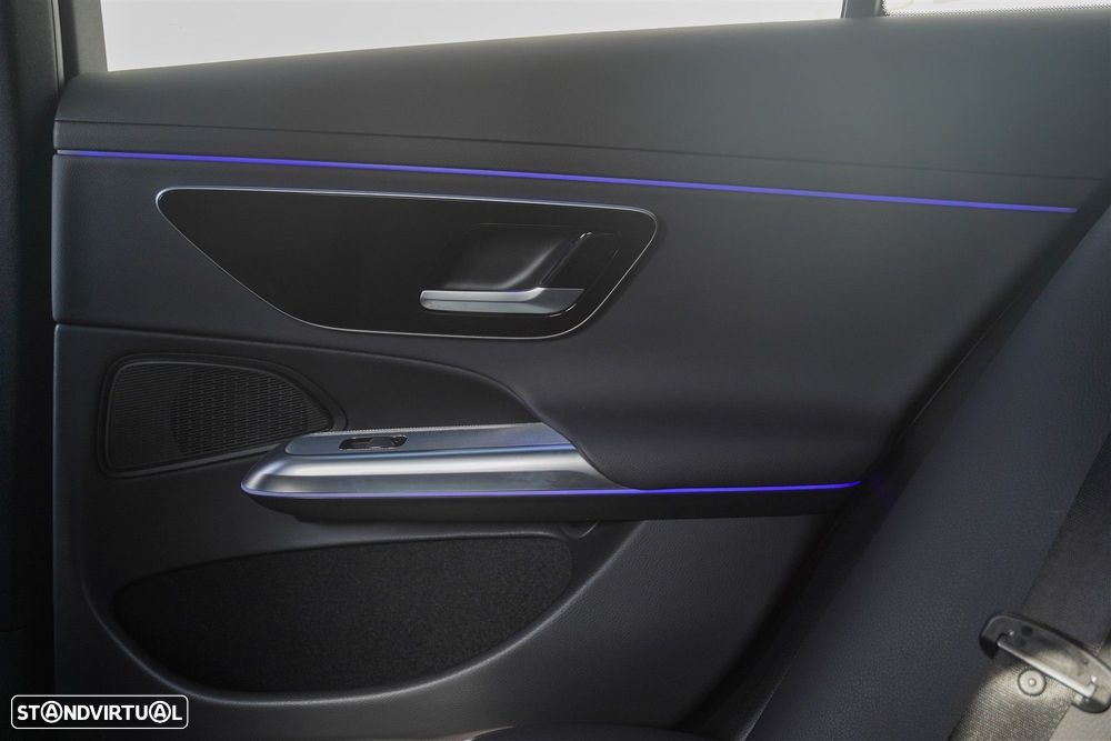 Mercedes-Benz E 300 de - 18