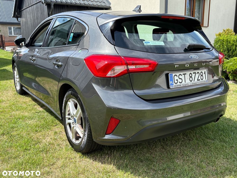Ford Focus 1.0 EcoBoost Titanium - 33