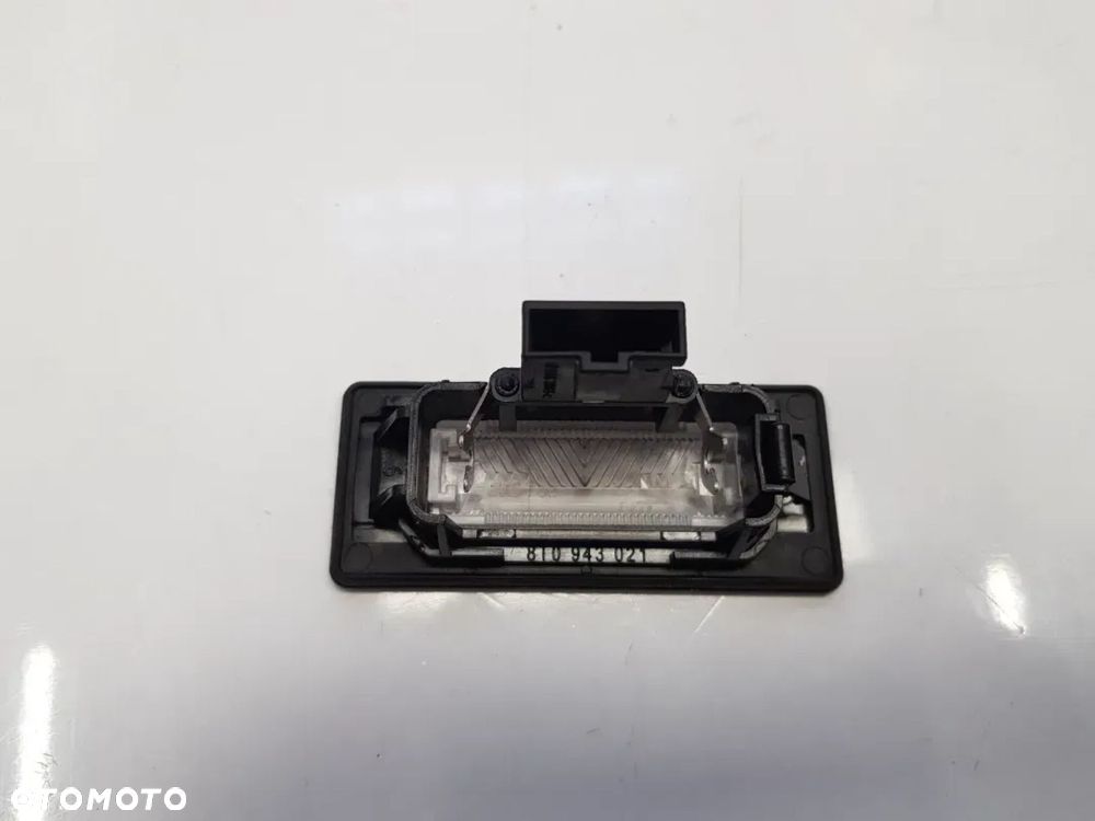 Lampka Oświetlenie tablicy Audi A4 B8 A5 8t0943021 - 2