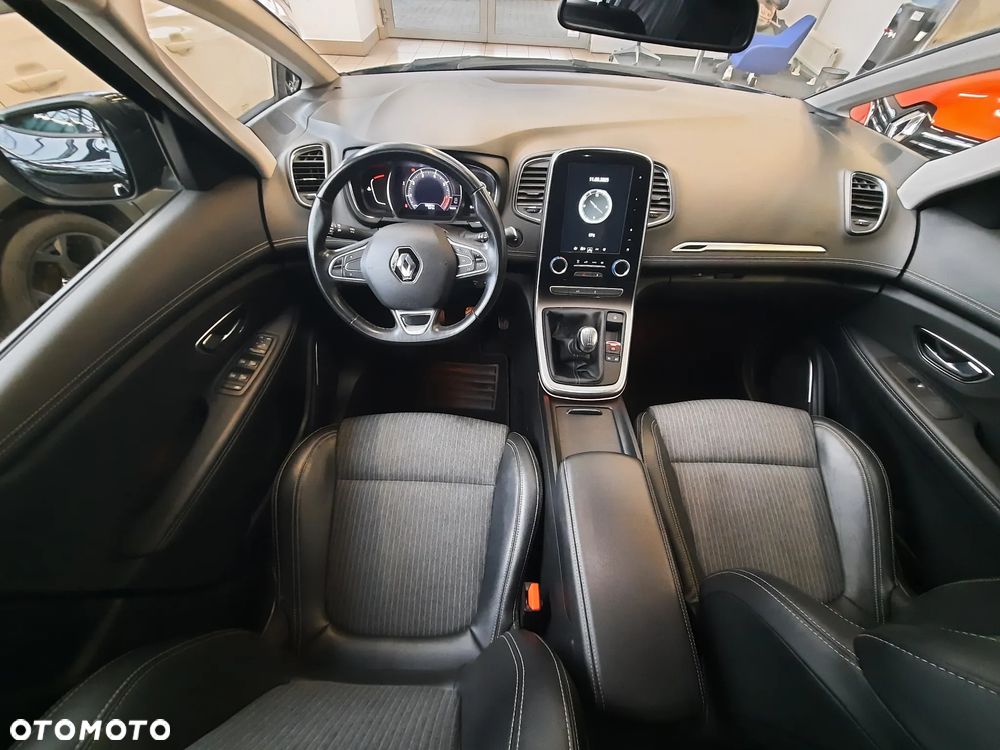 Renault Grand Scenic Gr 1.3 TCe FAP Intens EU6d - 32