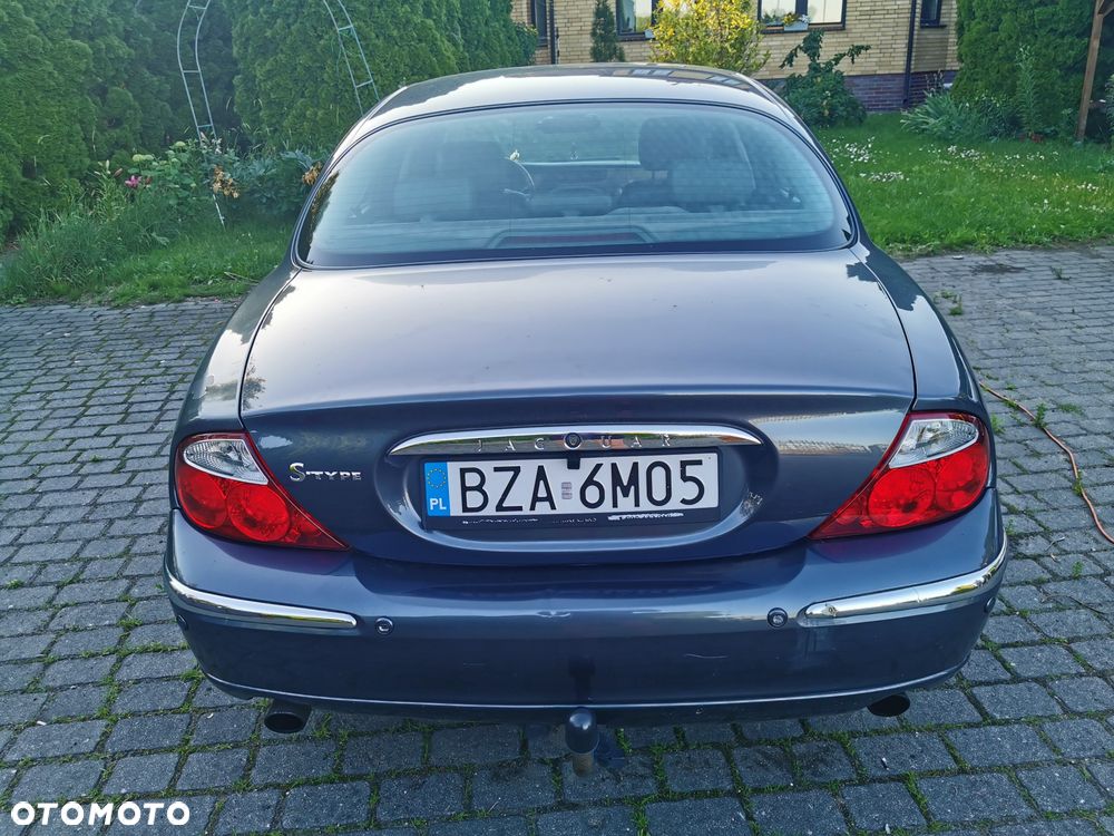 Jaguar S-Type - 4
