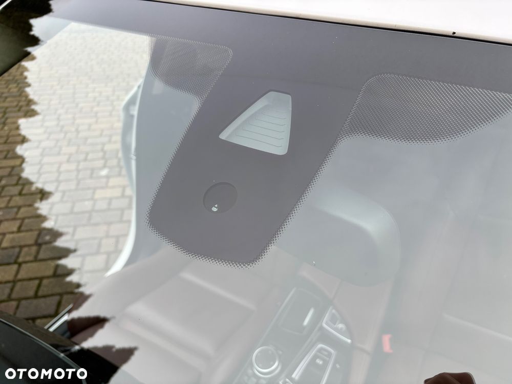 BMW Seria 5 520d Luxury Line - 23