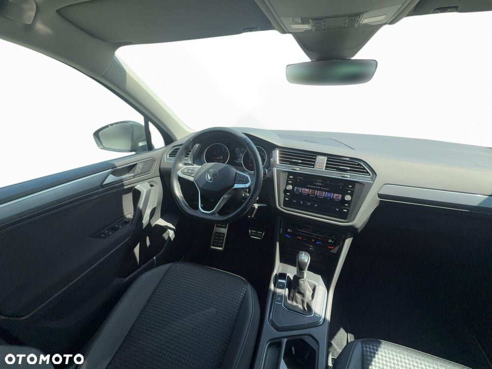 Volkswagen Tiguan - 17