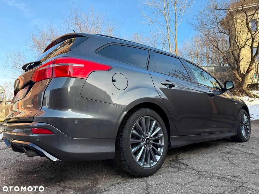 Ford Focus 1.5 EcoBoost ST-Line - 7