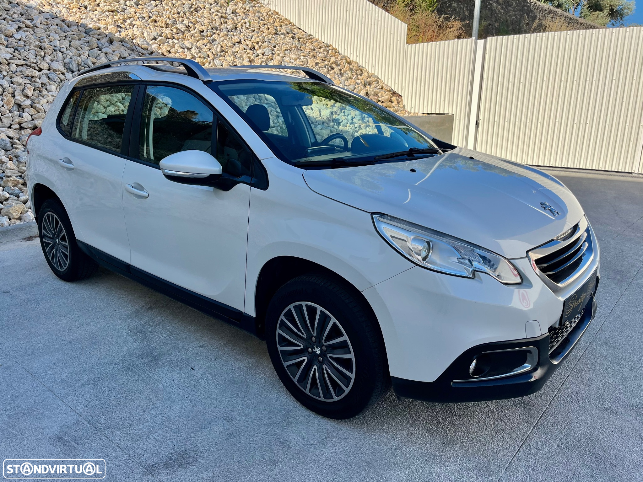 Peugeot 2008 1.2 PureTech Active - 13