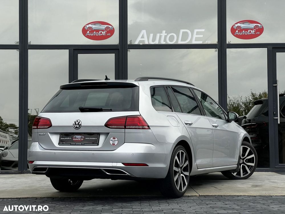 Volkswagen Golf - 5