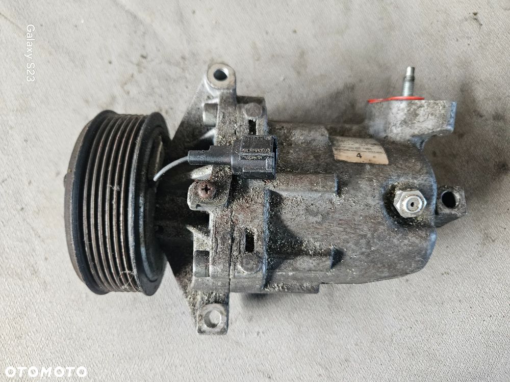 Sprężarka kompresor klimatyzacji Nissan Micra K12 Tiida Note E11 1,6 92600CJ70A - 1