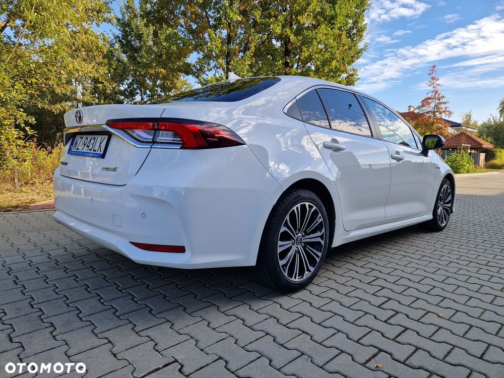 Toyota Corolla - 5