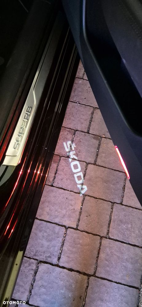 Skoda Superb 2.0 TDI SCR 4x4 L&K DSG - 22