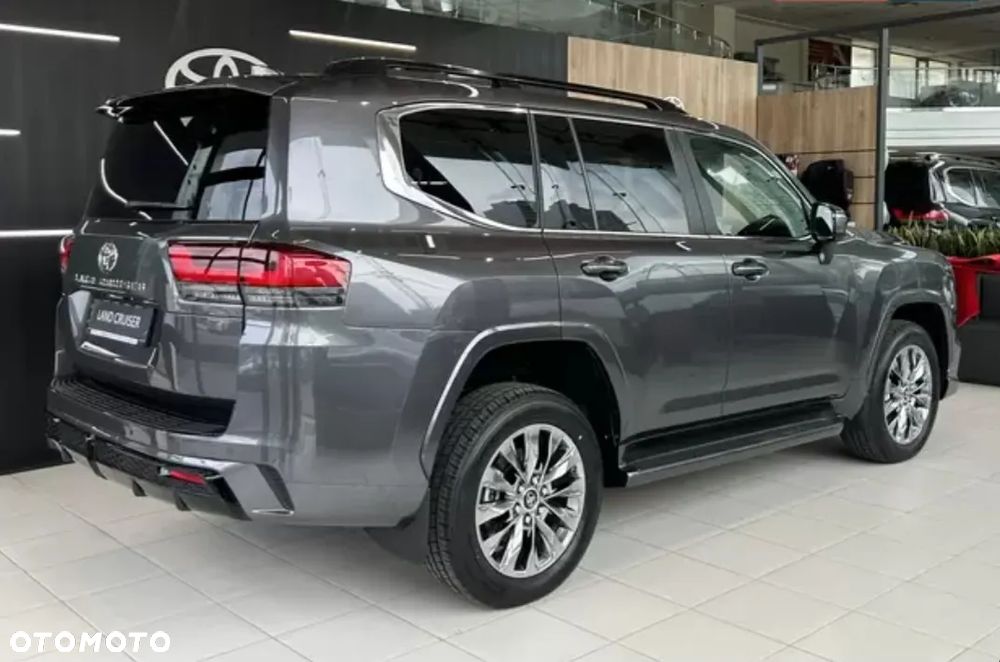 Toyota Land Cruiser - 30