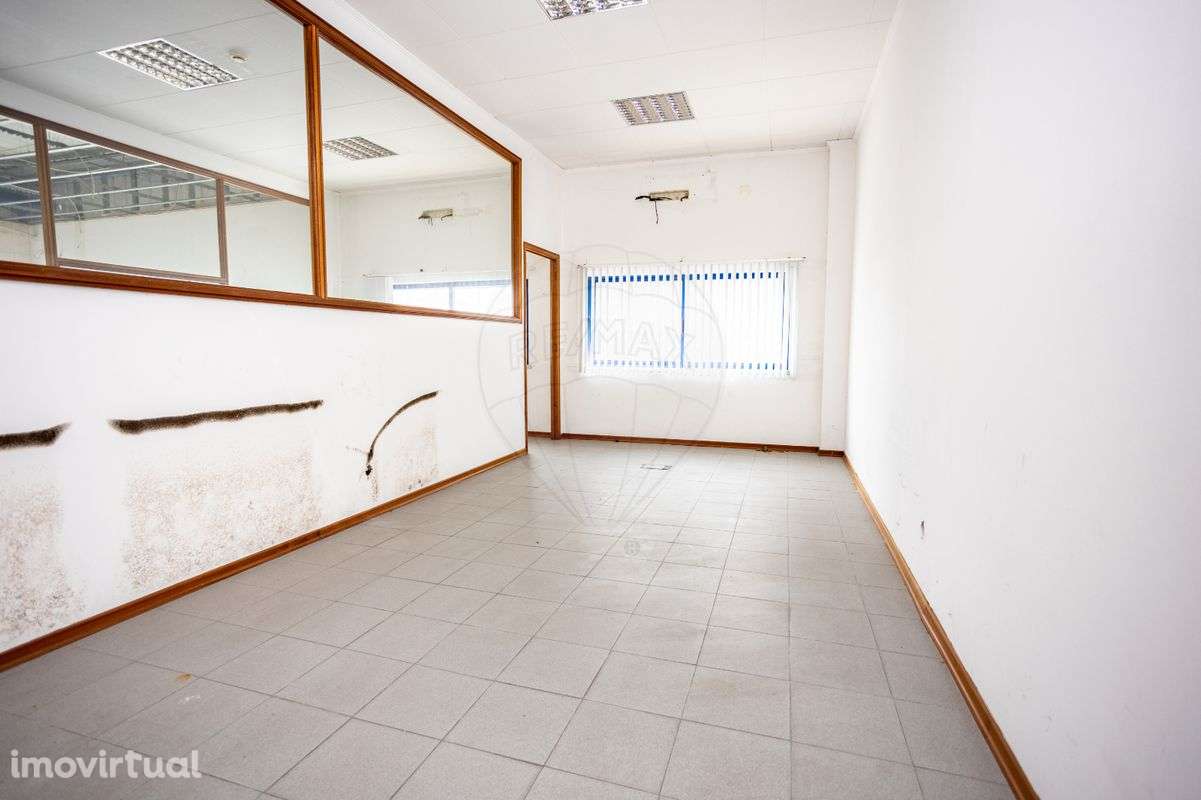 Armazém  para venda - Grande imagem: 2/19