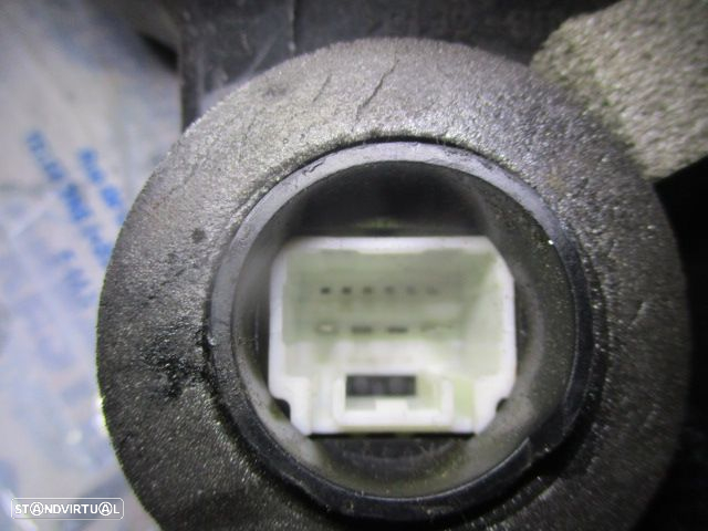 Fecho FEC3649 TOYOTA COROLLA 2 VERSO FASE 1 2006 2.2D4D 136CV 5P CINZENTO FD 2 PINOS TOYOTA COROLLA VERSO 2005 2.0 D4d 115Cv 5P CINZA Fd 2 PINOS - 3