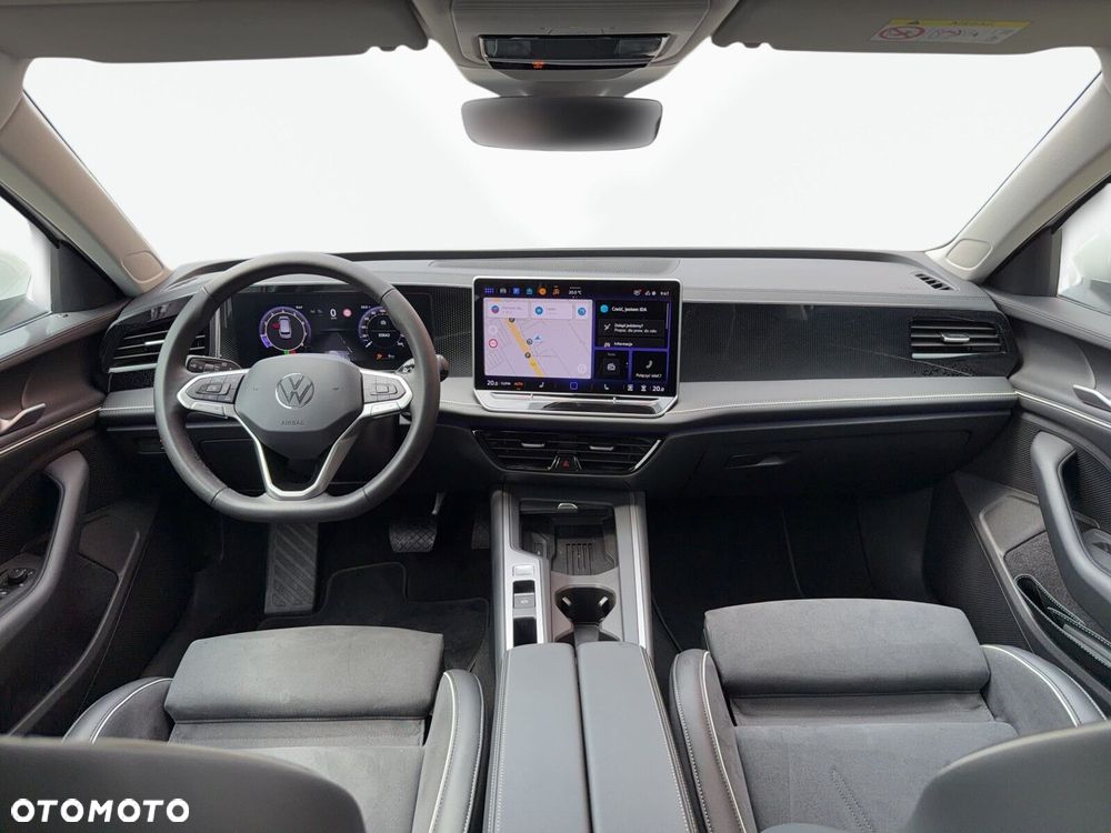 Volkswagen Passat - 34