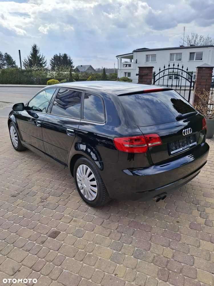 Audi A3 Sportback - 7