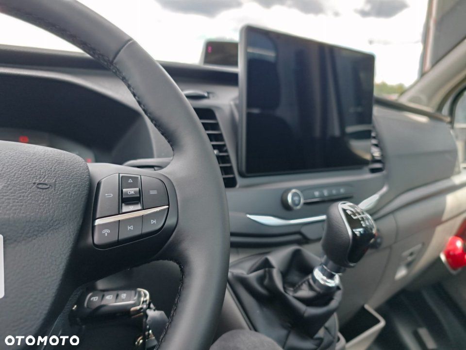 Ford Transit - 12