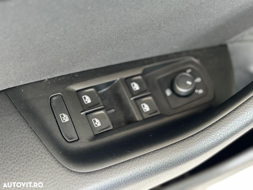 Volkswagen Passat 2.0 TDI Comfortline - 22