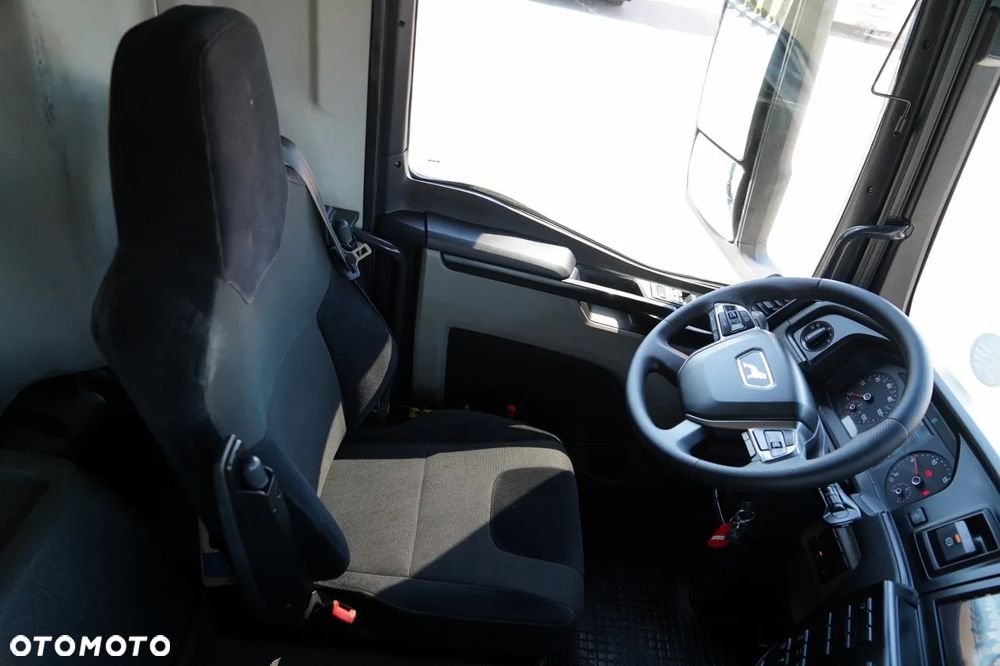 MAN TGS 35.470 / 8x4 / WYWROTKA 2 STRONNA / HYDROKLAPA / HYDROBURTA / BORDMATIK / OPONY 100% / NAVI RIO / EURO 6 - 31